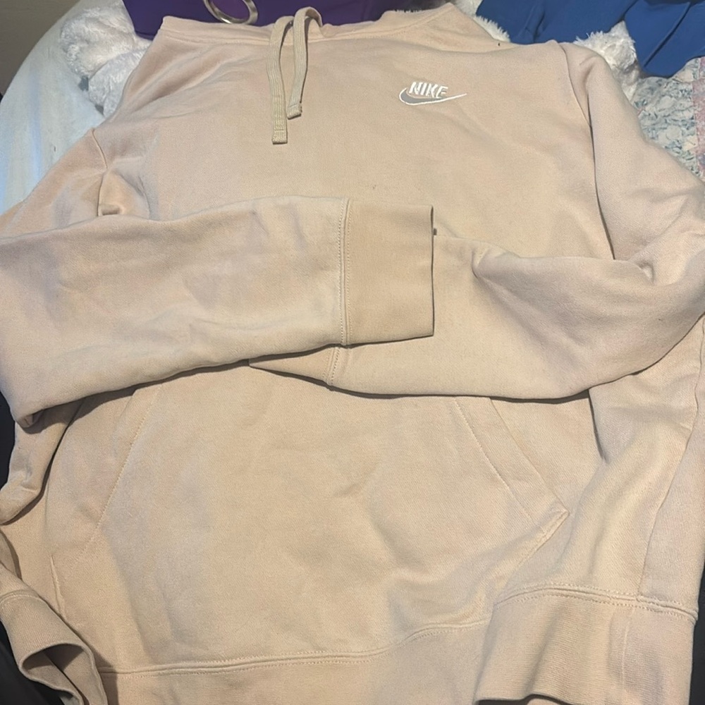 nike hoodie